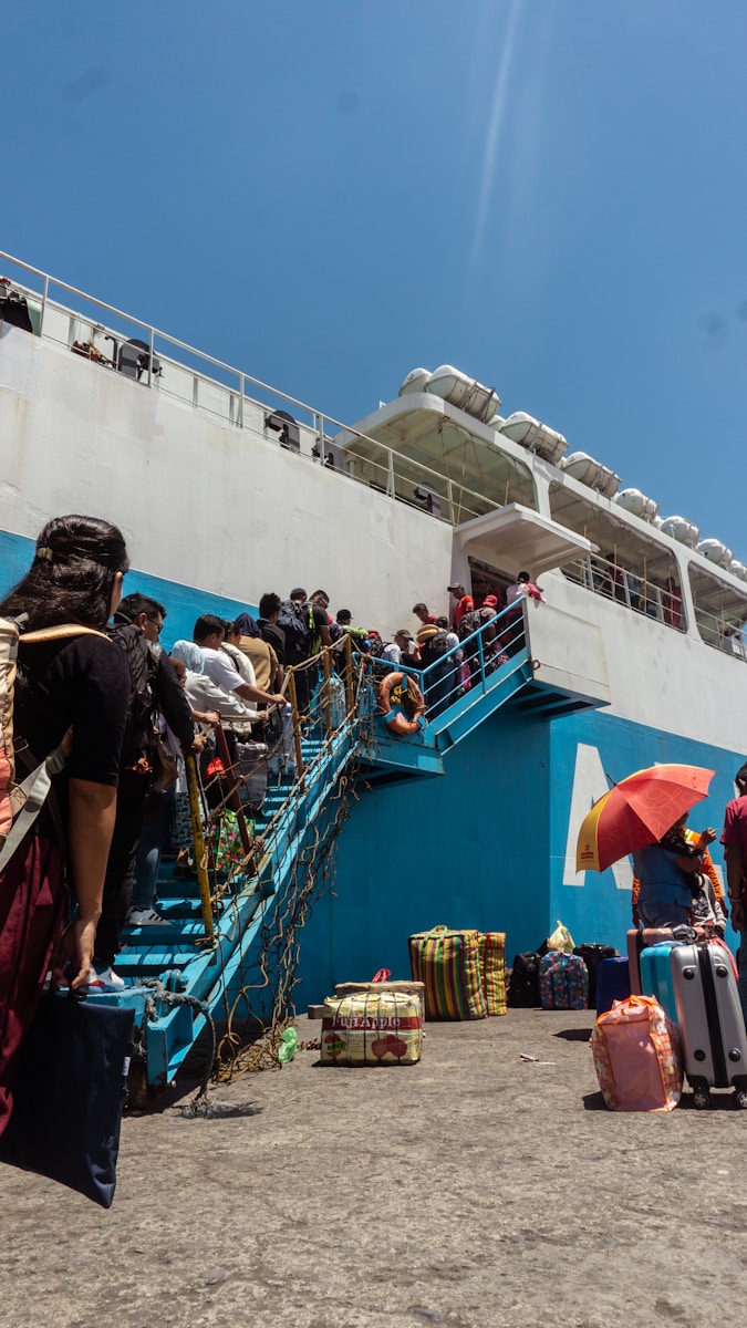 Expulsion de migrants vers le Rwanda : le premier groupe en provenance des États-Unis est arrivé
