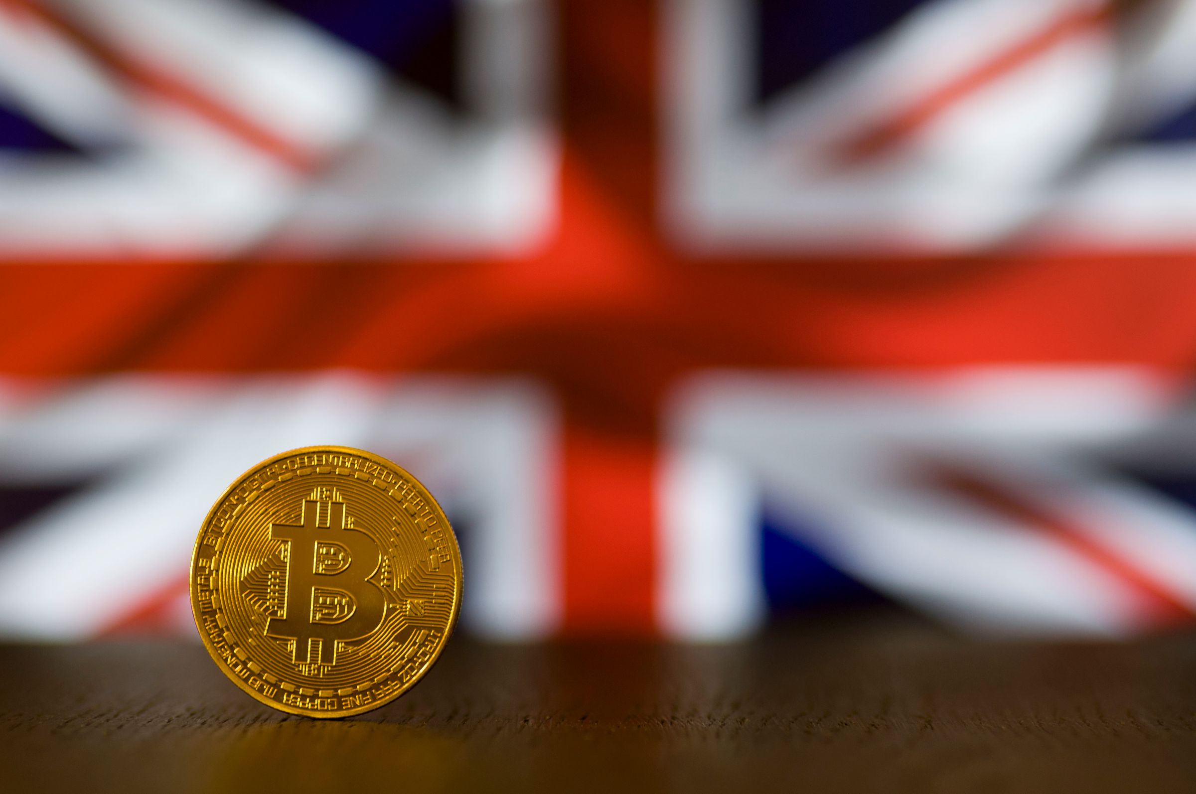 IMF backs spending cuts over bank tax in UK budget push