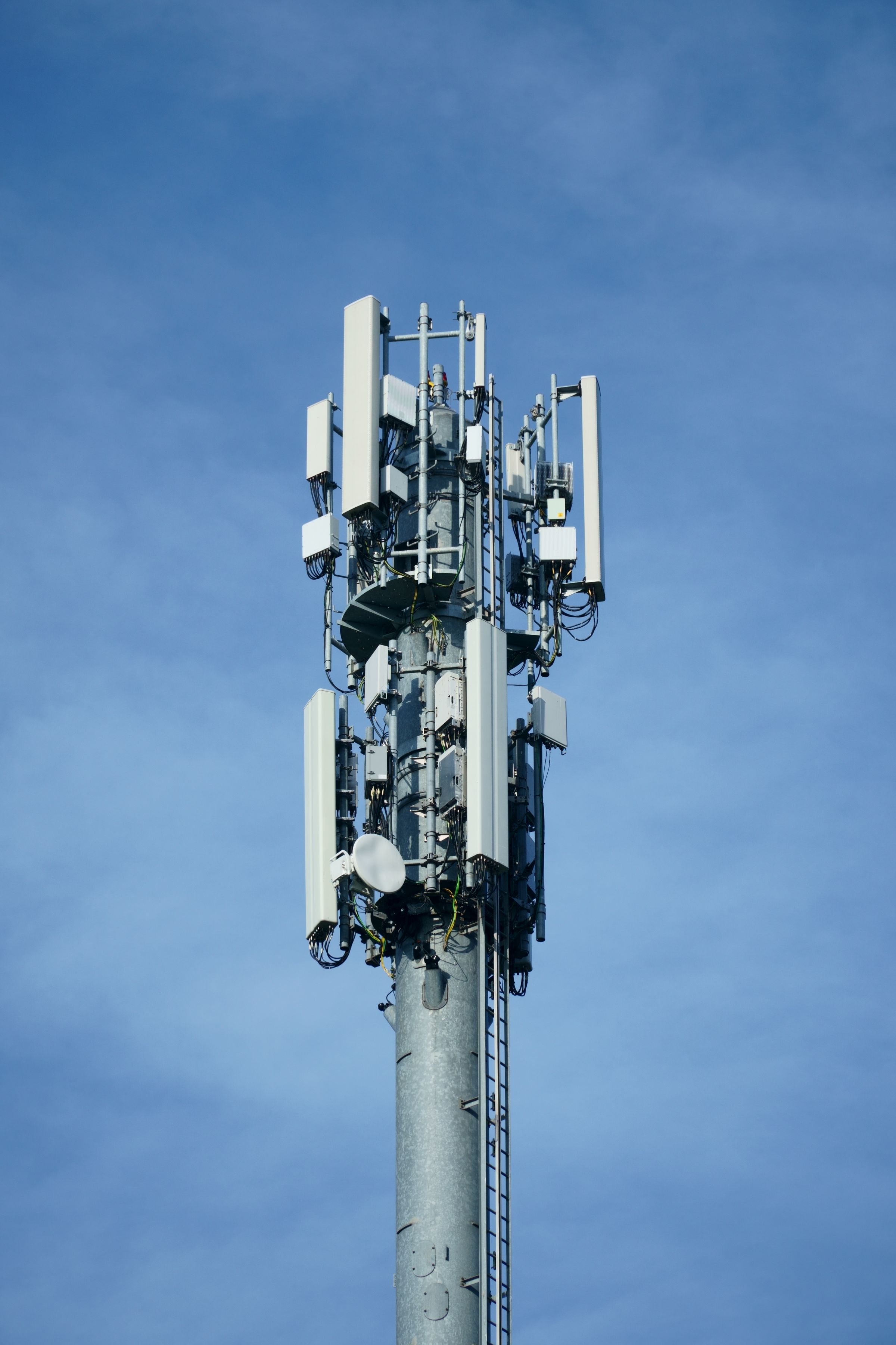 5G Broadcast Goes Live on Two Sites for Grand Raid 2026
