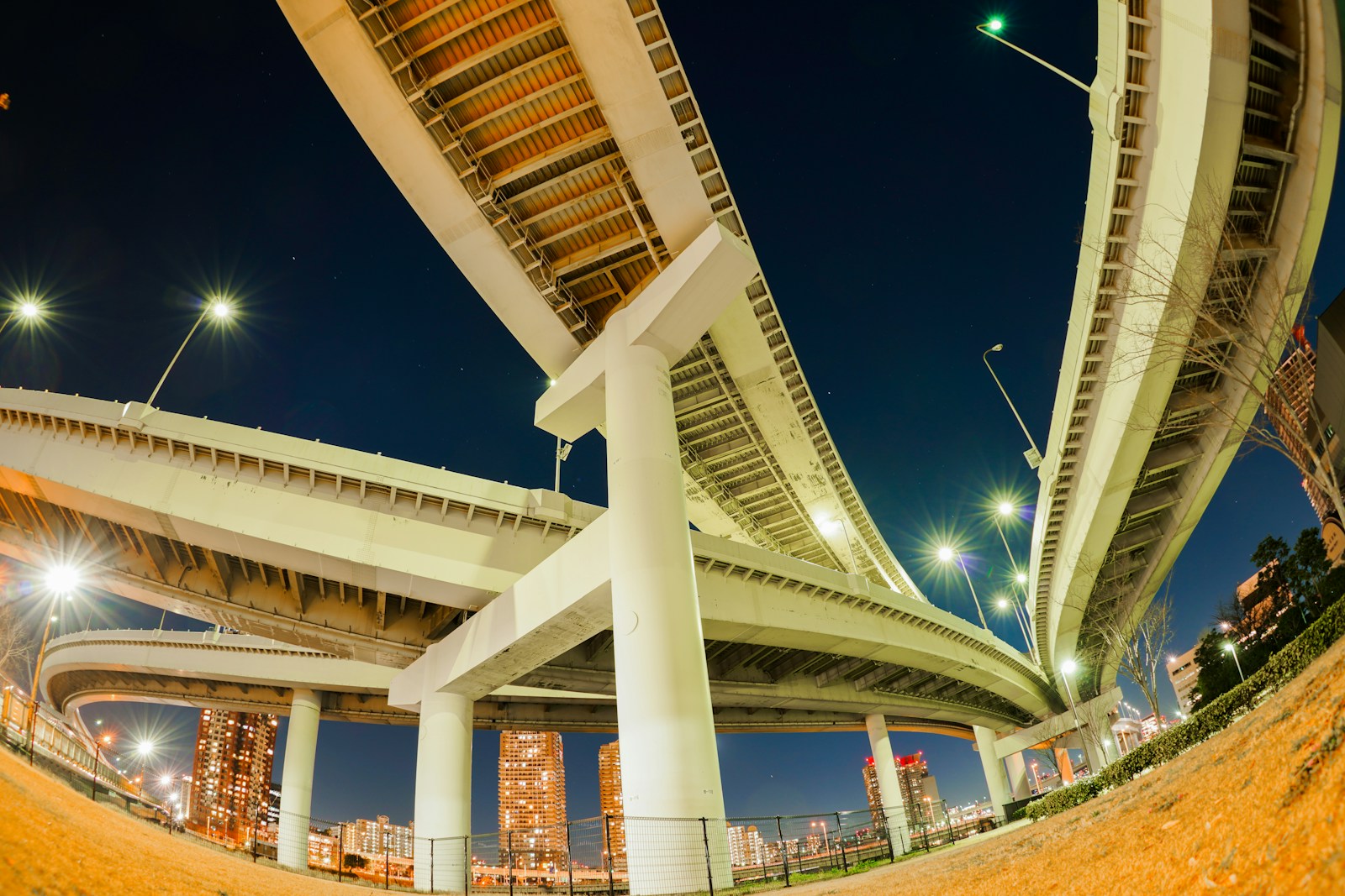 Investissement en infrastructure : 5 mesures stratégiques pour renforcer la sécurité en Angola et en Namibie