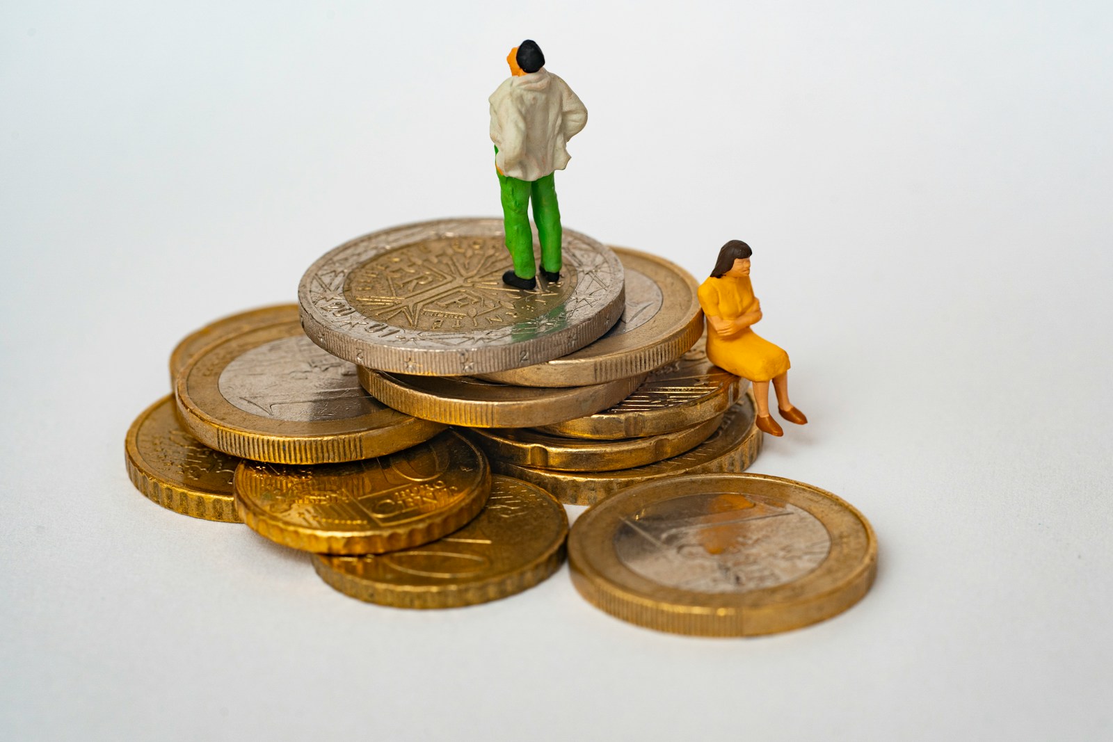 Financial Wellness Coach: How to Build Lasting Wealth for Your Family