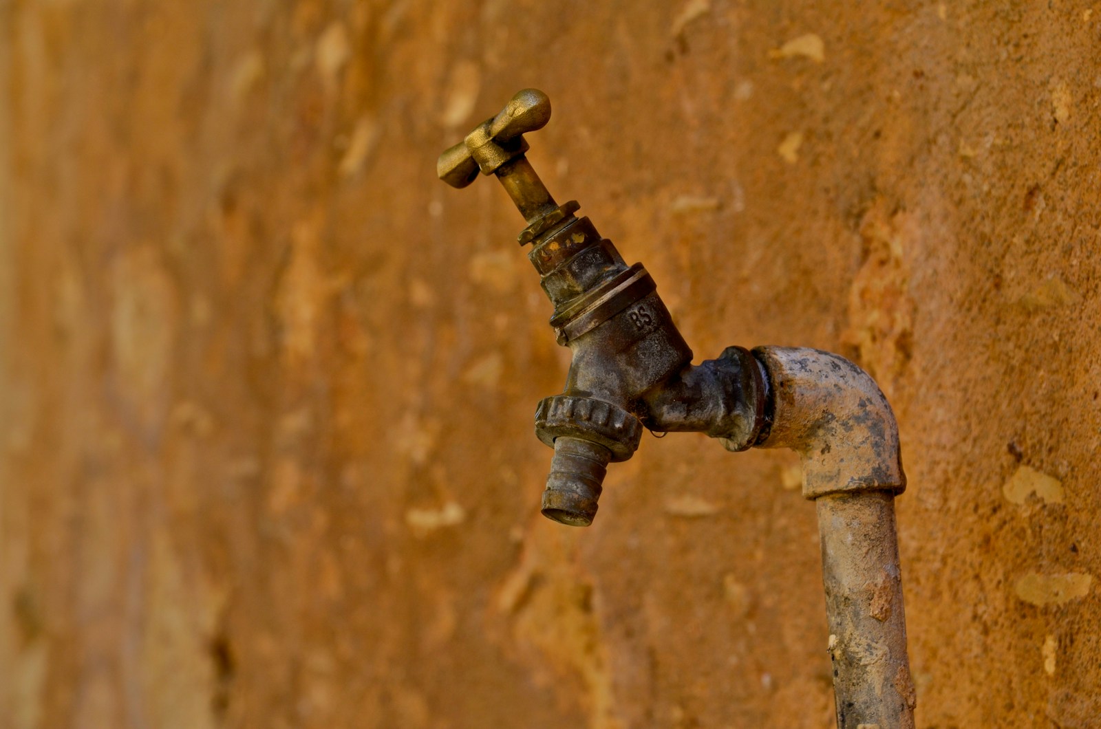 Joburg Water Crisis: Mayor Blames Population Growth for Alarming Shortages