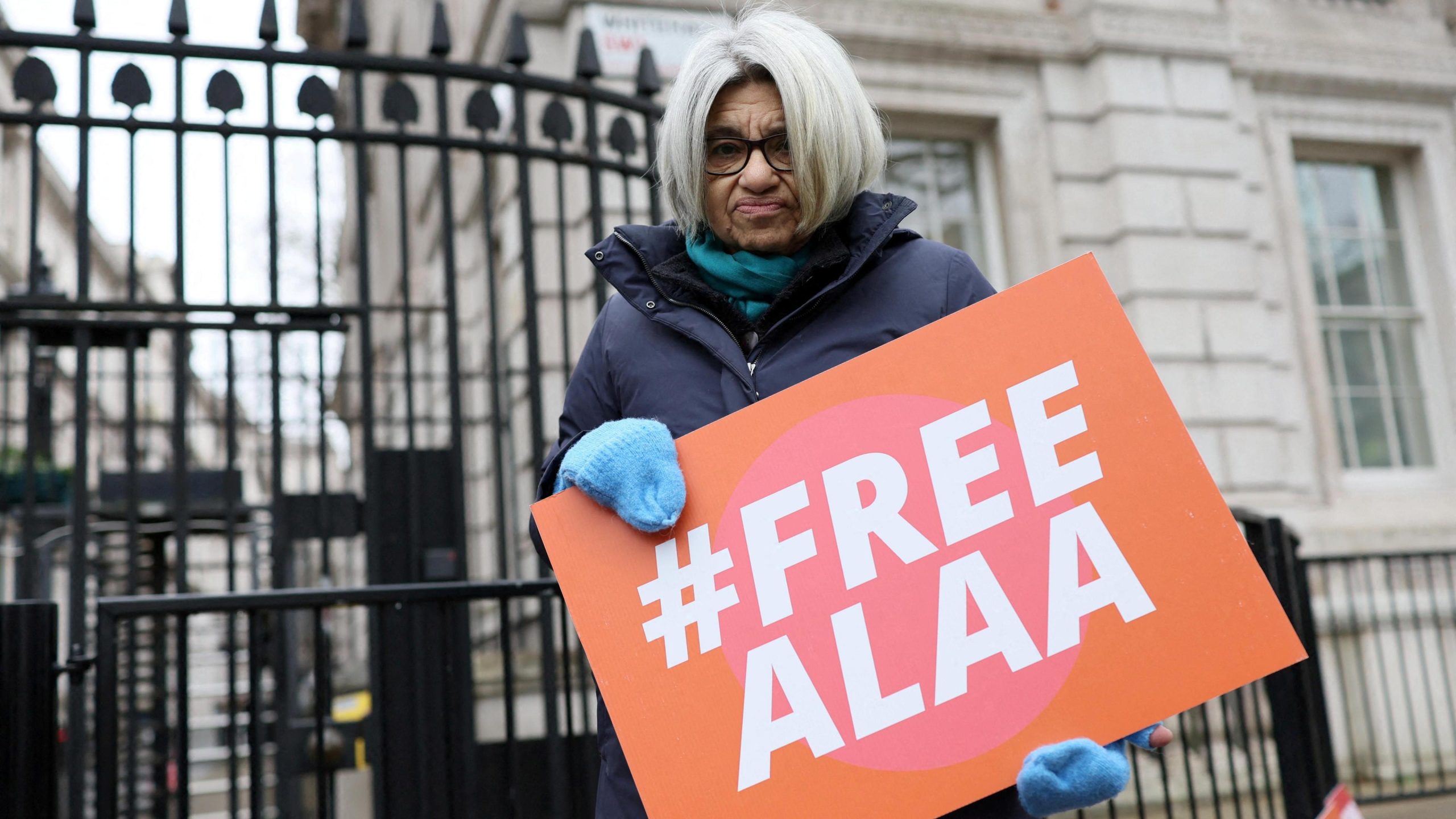 Laila Soueif : 5 signes alarmants qui imposent des sanctions britanniques contre l'Égypte