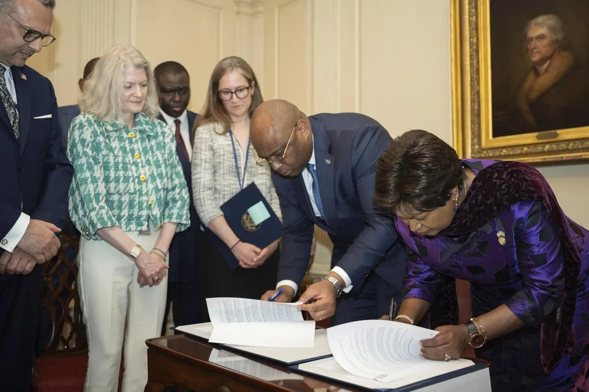 Historic peace deal between Rwanda and Democratic Republic of Congo signed in Washington