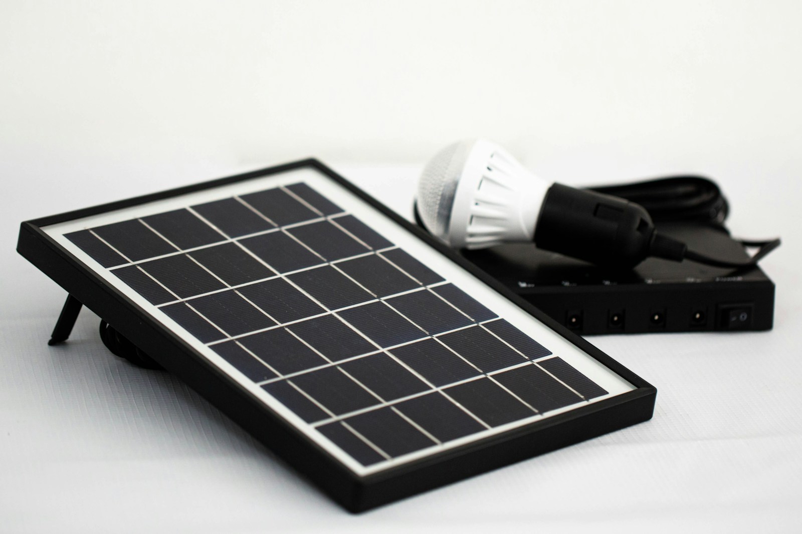 Gestion de l'énergie à Maurice : 7 façons intelligentes d'économiser l'électricité au quotidien