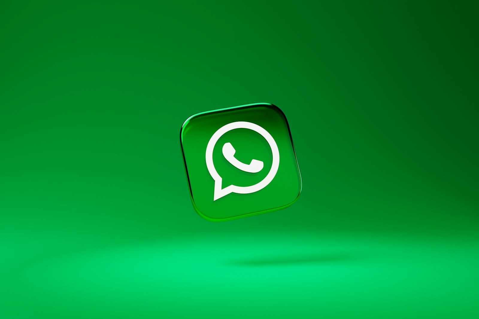 WhatsApp Scam Accounts Exposed: 5 Startling Facts for 2025