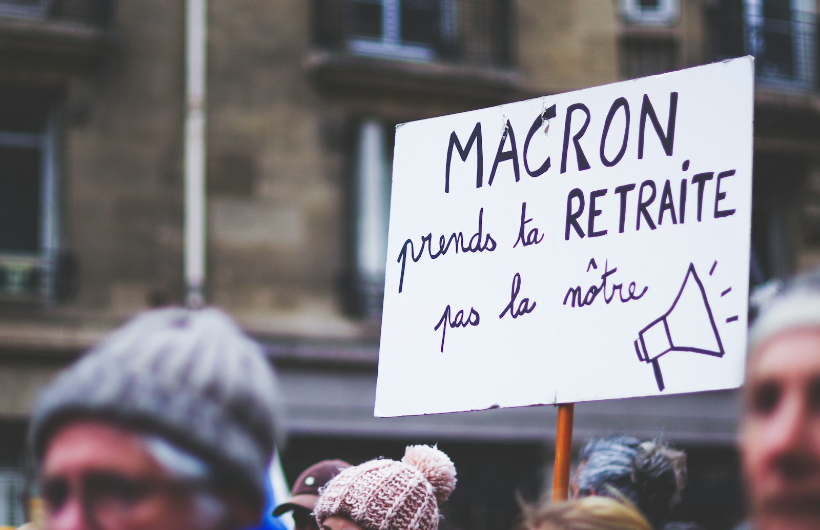 Répression française et indépendance du Cameroun : les 5 vérités essentielles derrière l'admission historique de Macron