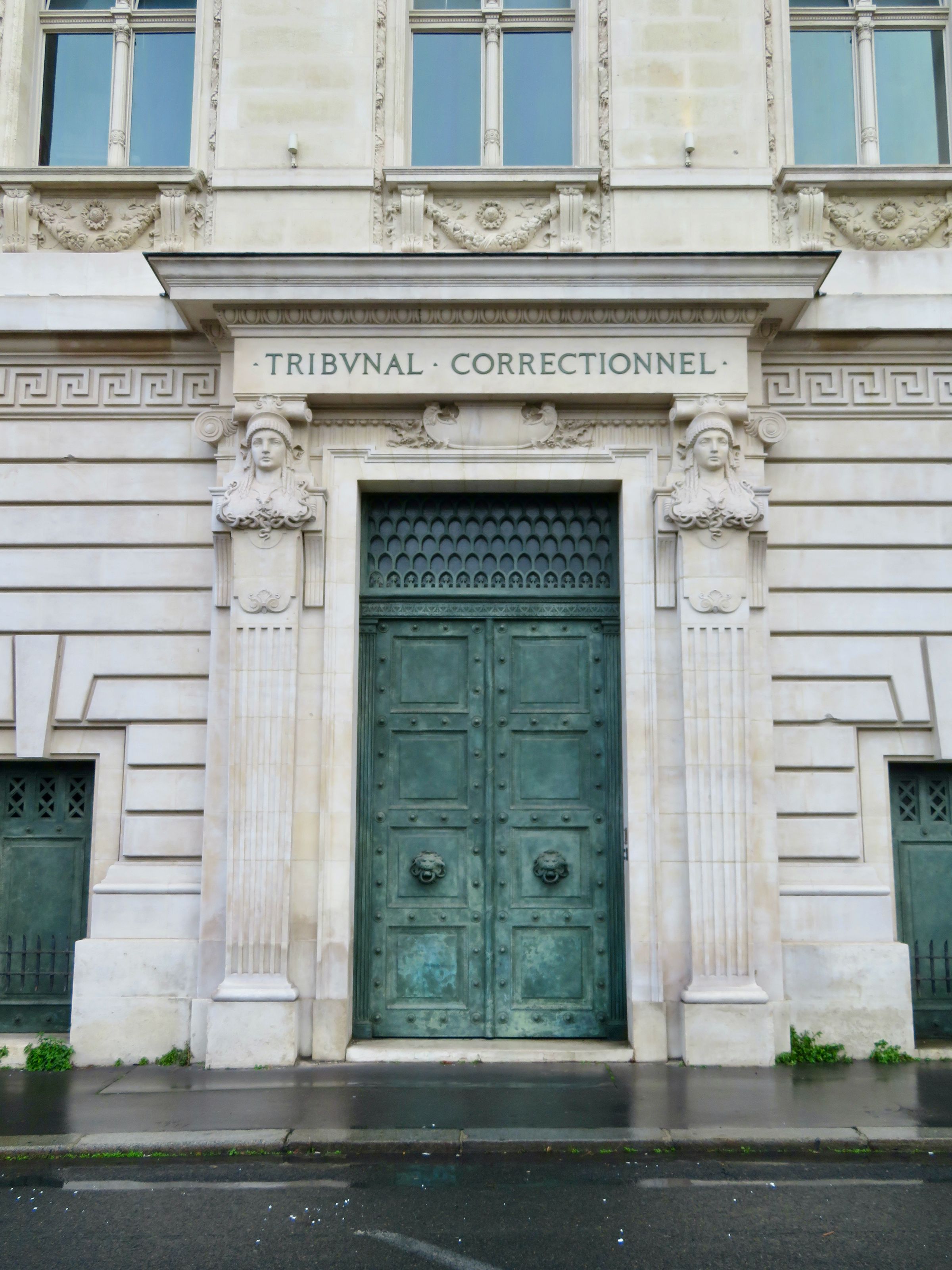 Tribunal de Paris : une justice saturée après les pillages