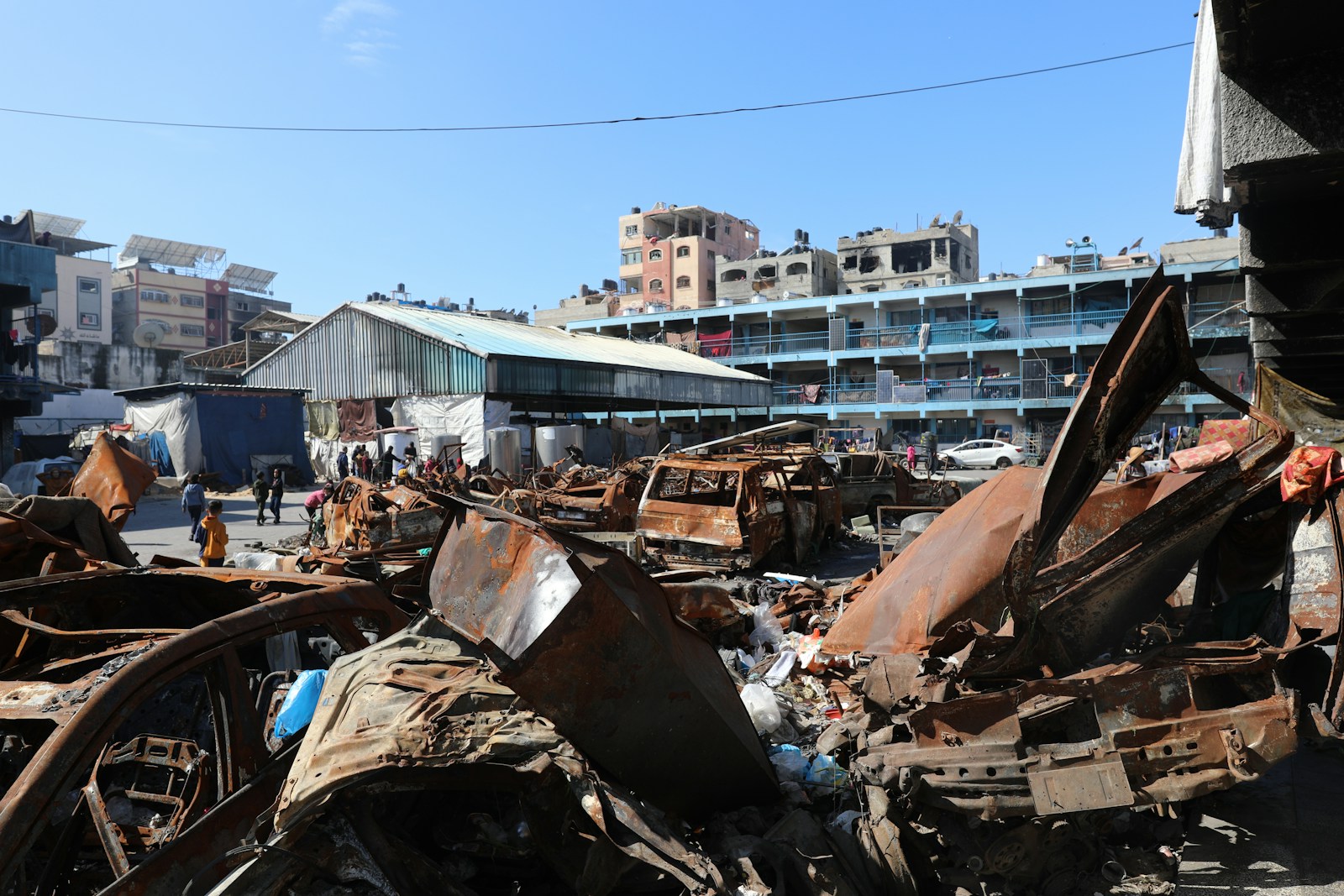Double frappe à Gaza en 2025 : des victimes civiles nombreuses et une indignation mondiale