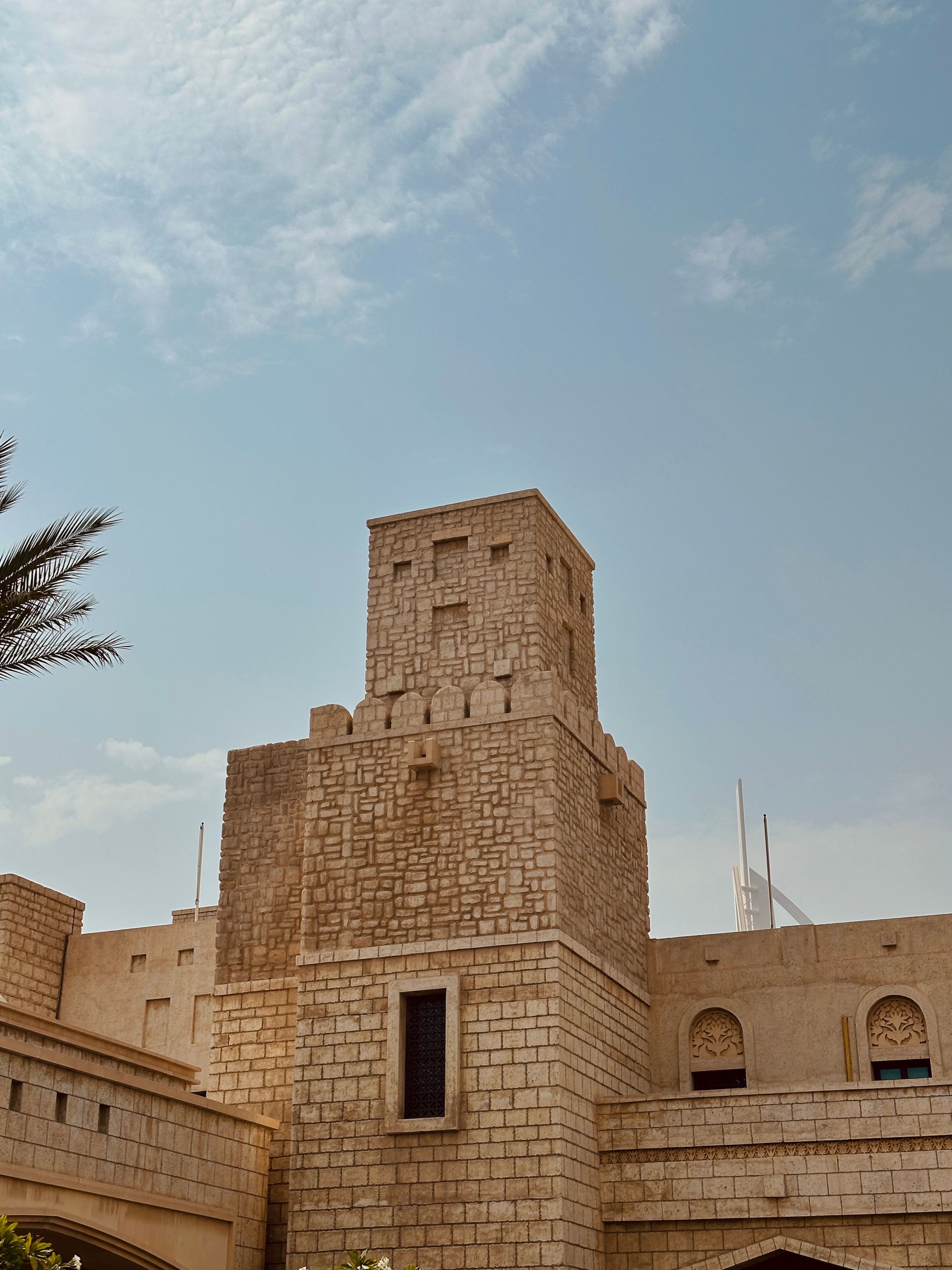 Abu Dhabi Pools Education, Heritage Funds for Sana' Program
