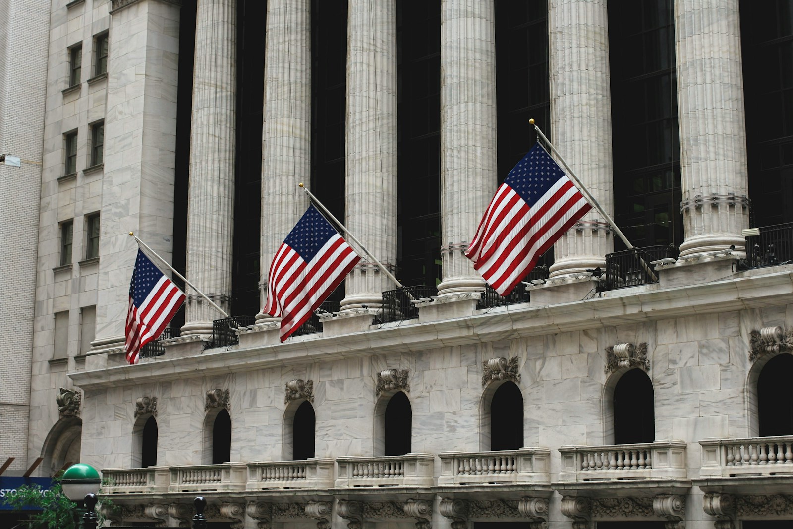 Economic Recession Warning: Signals of a Looming US Downturn