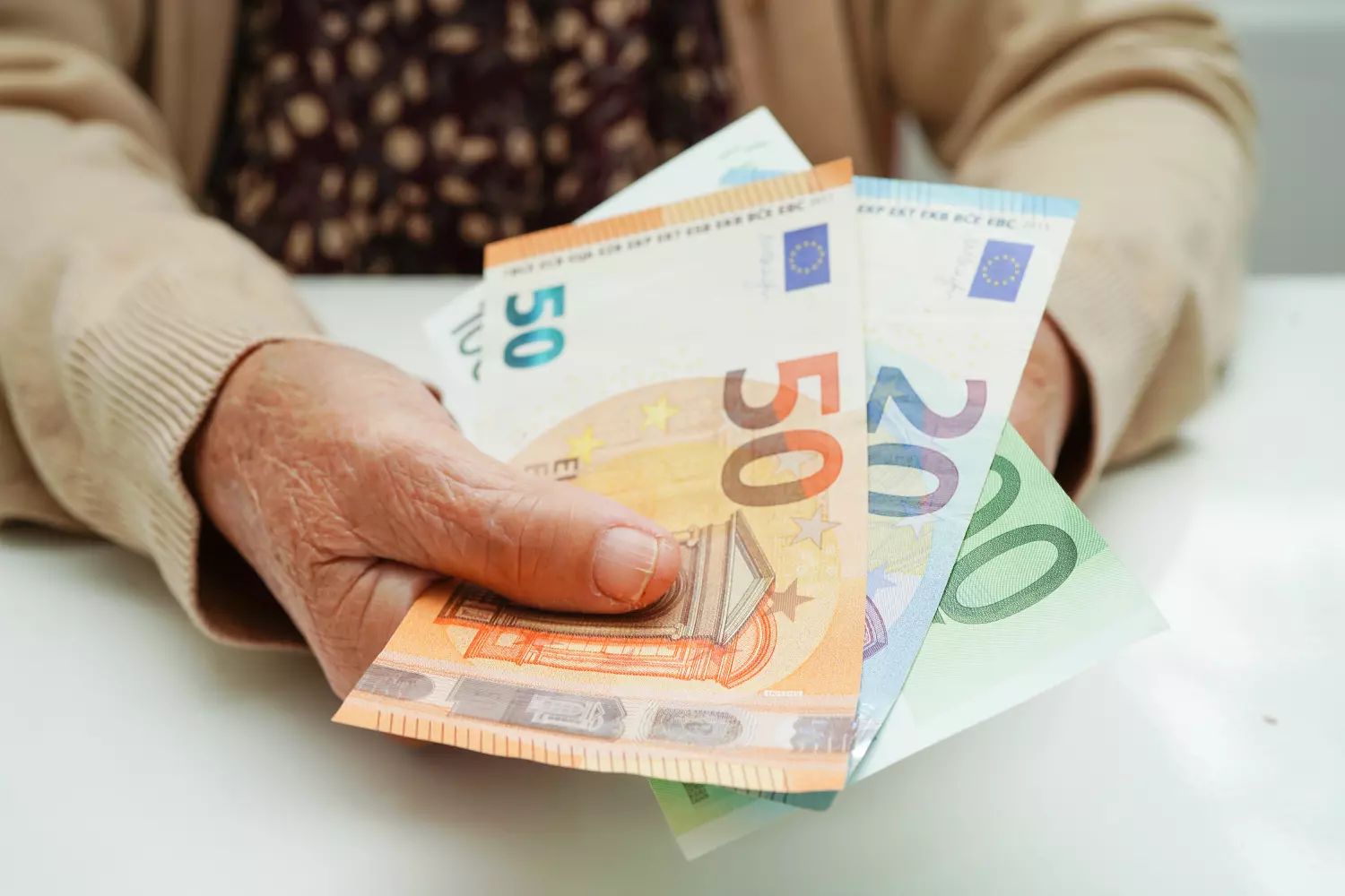 chute du rand – dépréciation de la monnaie sud-africaine face au dollar américain
