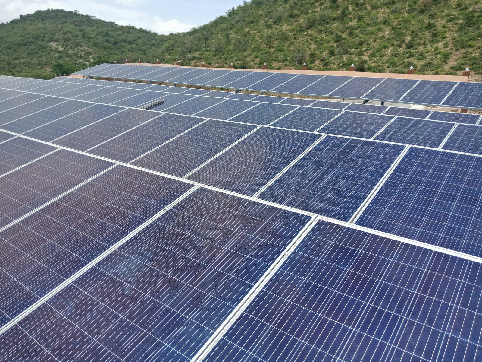 Africa Solar Imports: Record-Breaking Trends Reshaping 2025