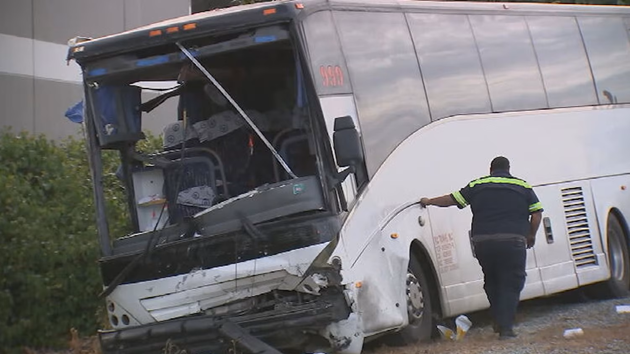 Montebello Accident 2025: Bus & Truck Collision Chaos