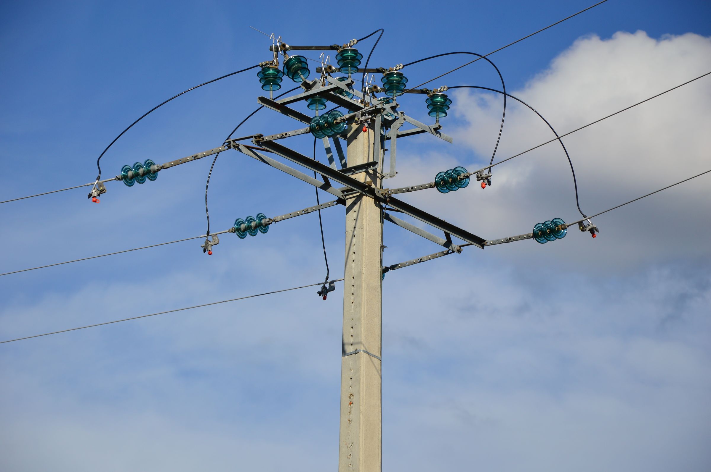 For Homes Hit by Blackouts, Gas and Batteries Offer Hope
