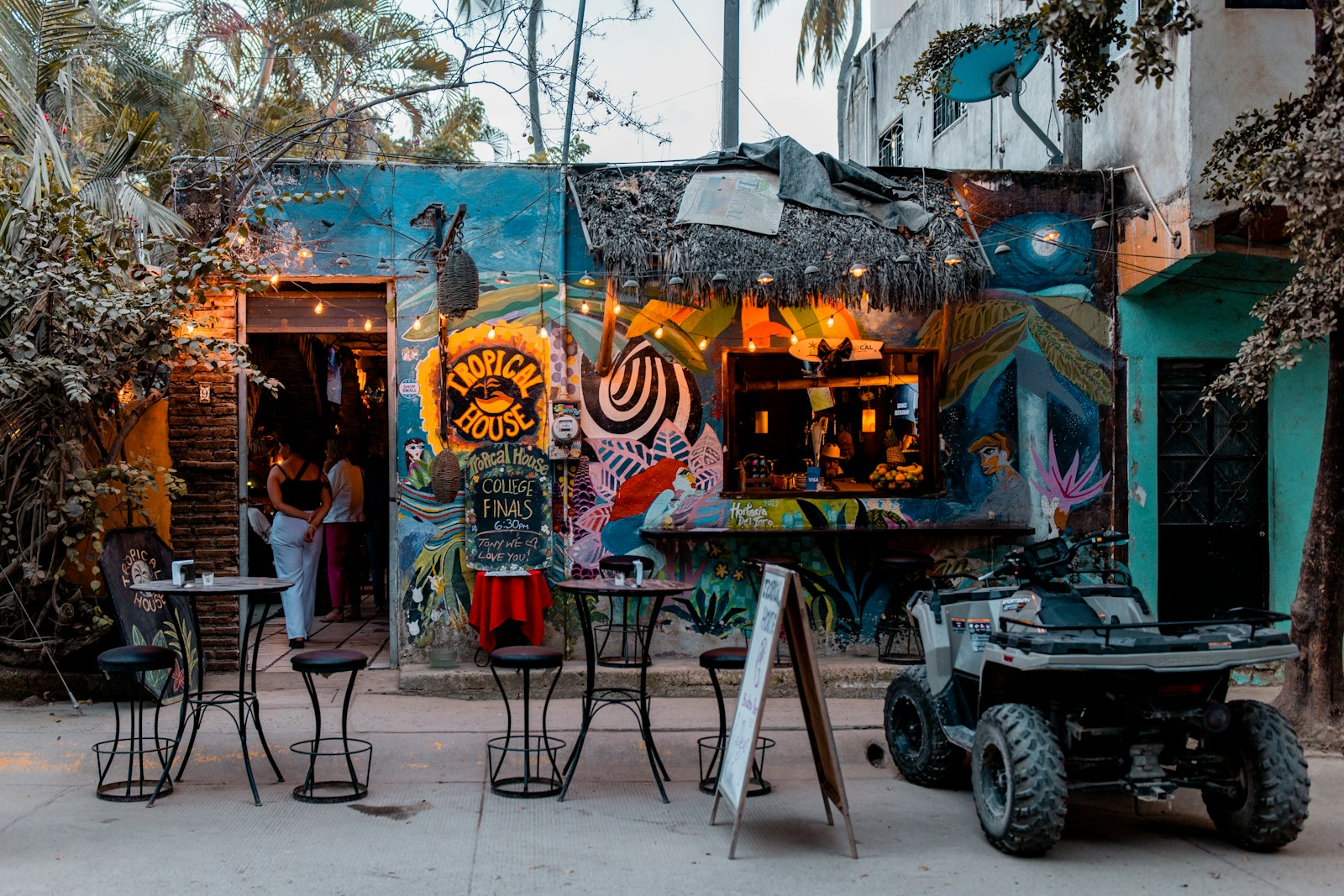 African cafe culture: 7 Exciting Trends Transforming Cities
