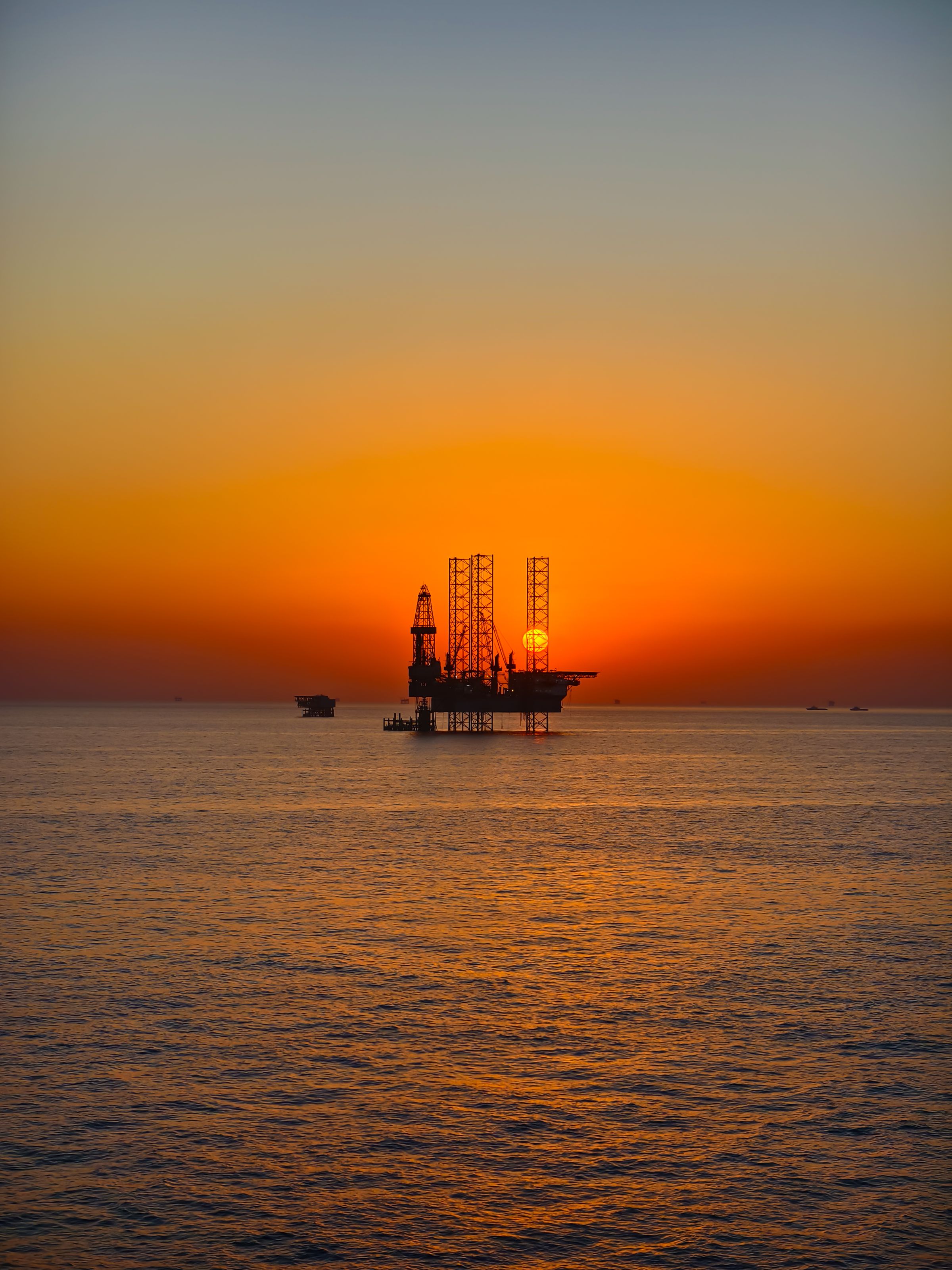 Qatar's emir says Gulf waterway safety is everyone's stake