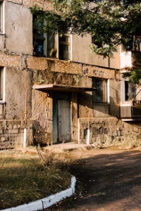 Des logements cachés dans les banlieues de Harare révélant la crise du logement au Zimbabwe