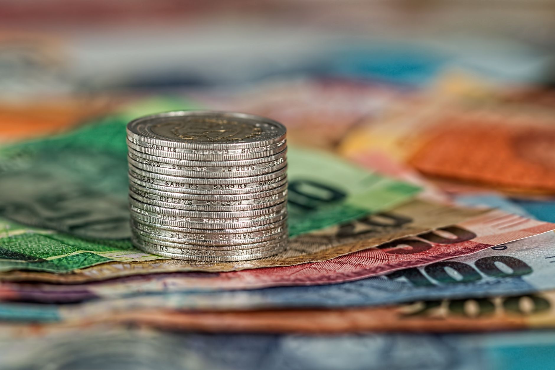 Higher Borrowing Costs Hit South African Households as Central Bank Raises Rates
