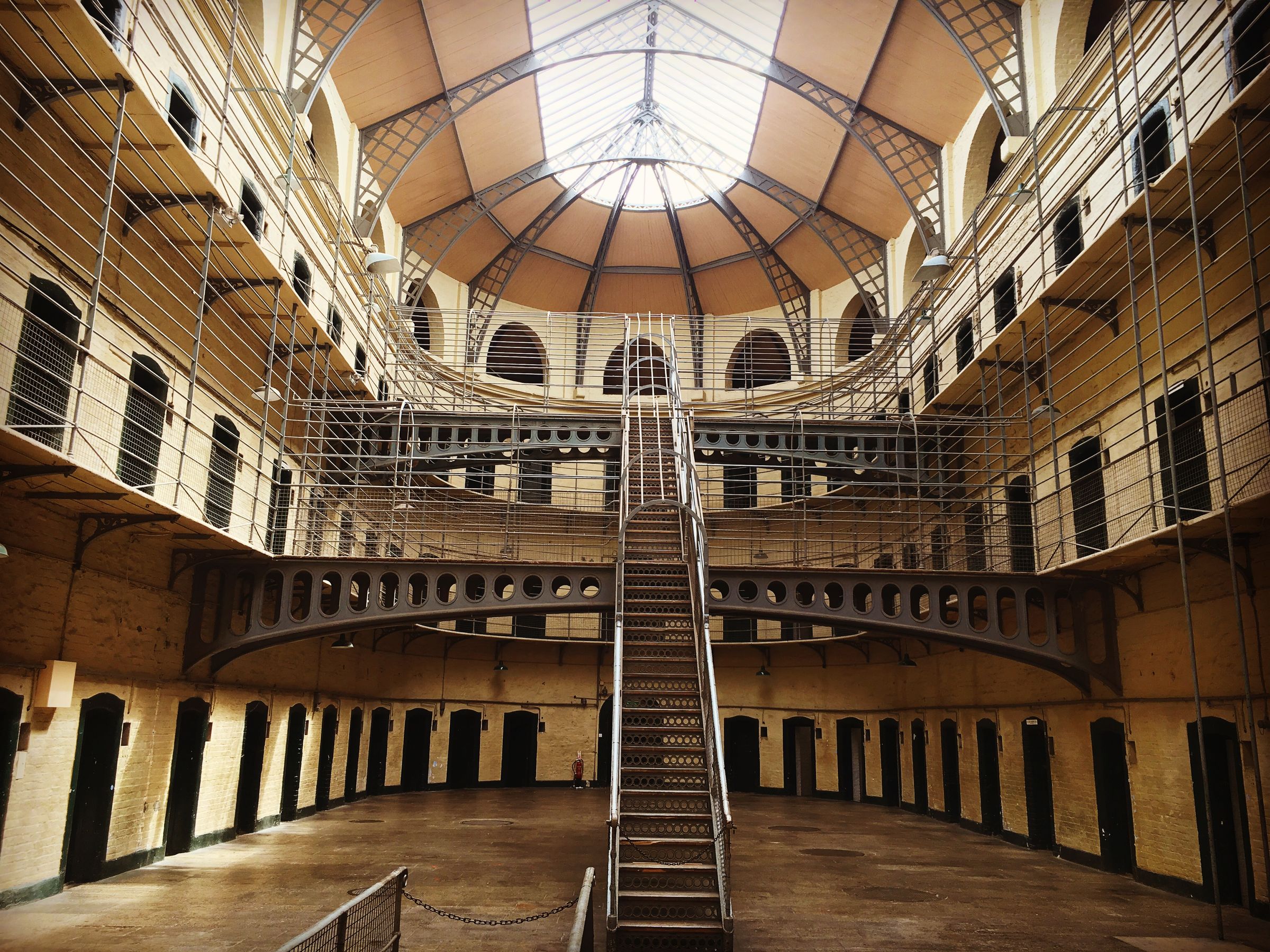 Paper scraps now contraband inside Chicago's largest jail
