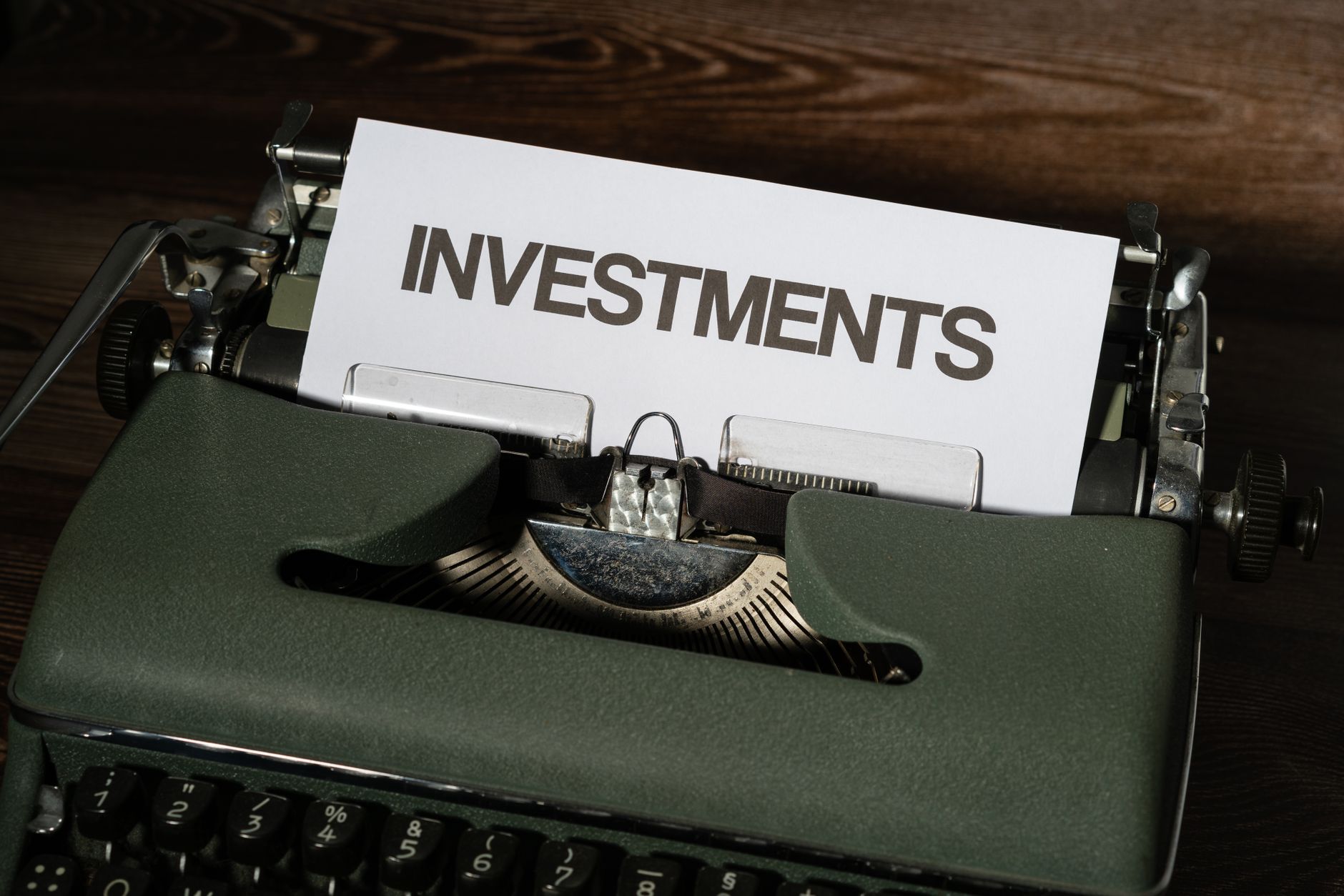 South Africa's Auto Export Boom Masks Capital Flight Risk as Import Share Surges