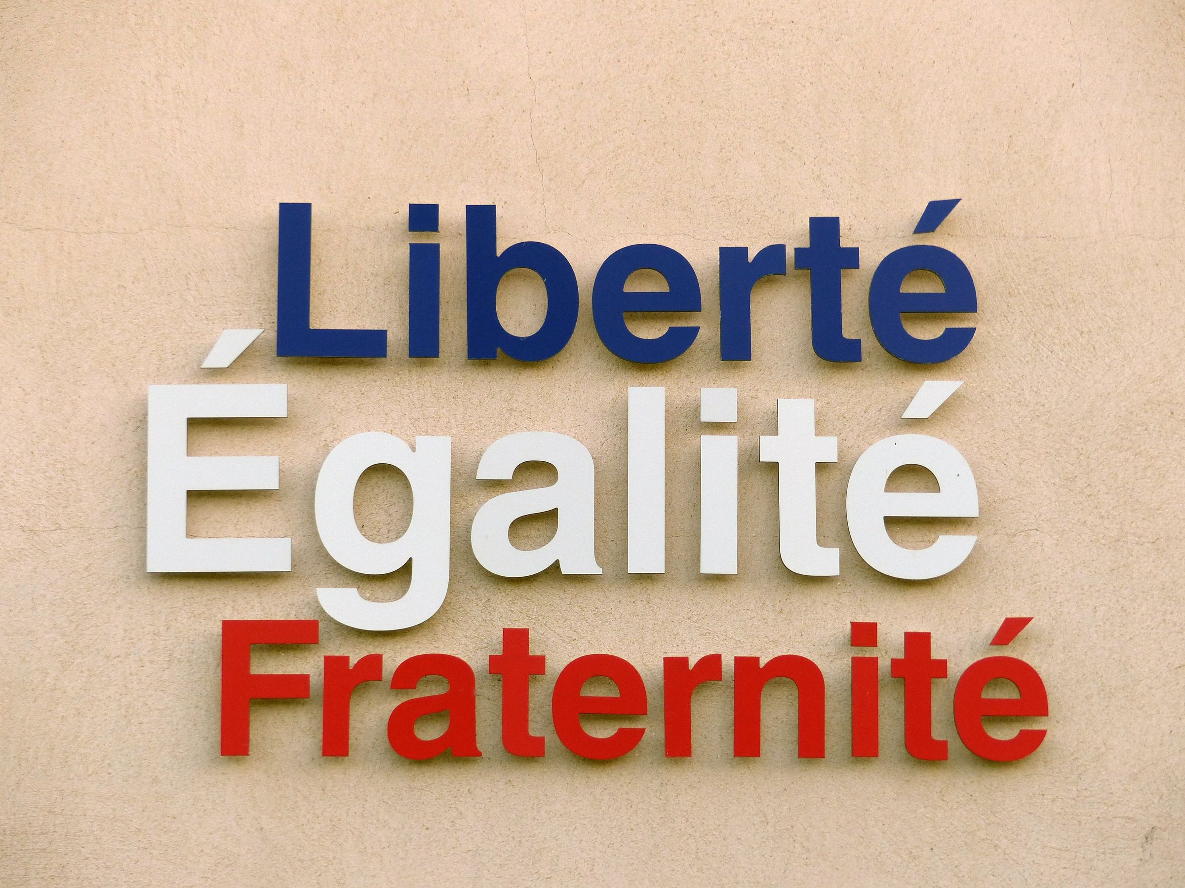 Crise des lycées : le gouvernement déploie 3 024 remplaçants