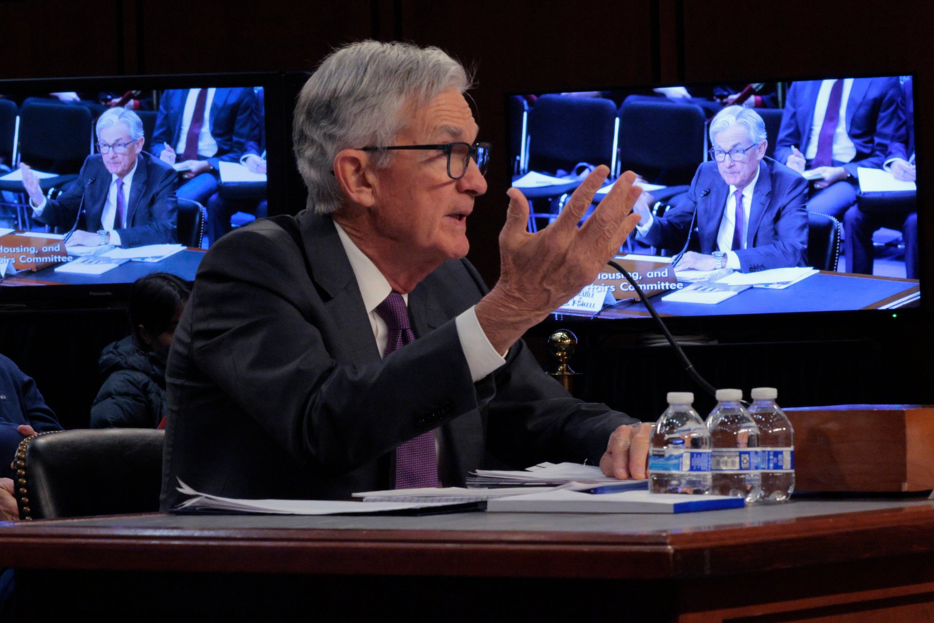 FOMC Outlook 2025: Divided Stance Amid Rising Inflation Risks