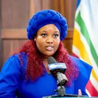 A portrait of Karabo Khakhau speaking at a DA event