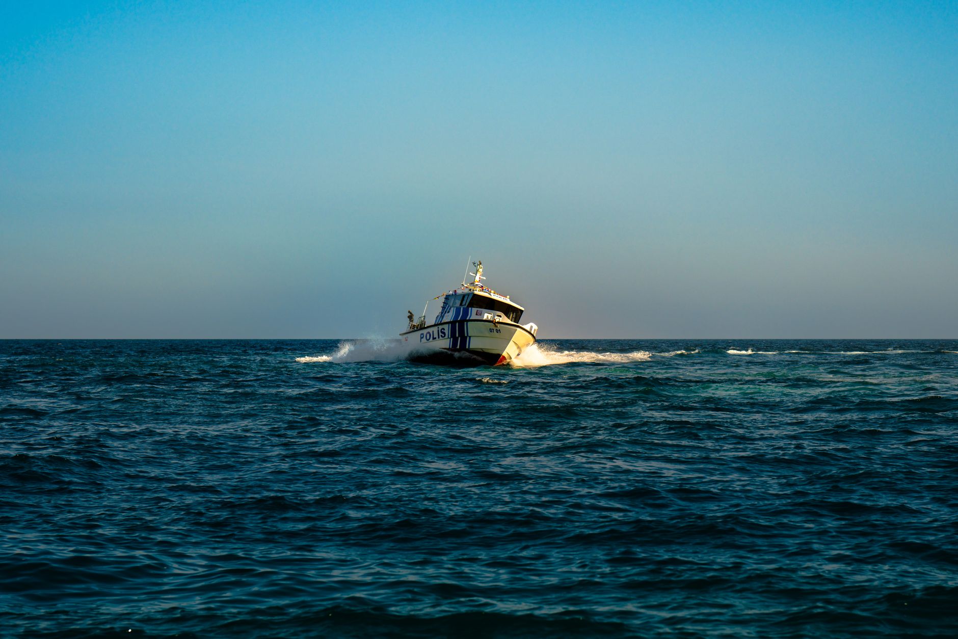 5 Powerful Steps  to Fight illegal fishing Mauritius