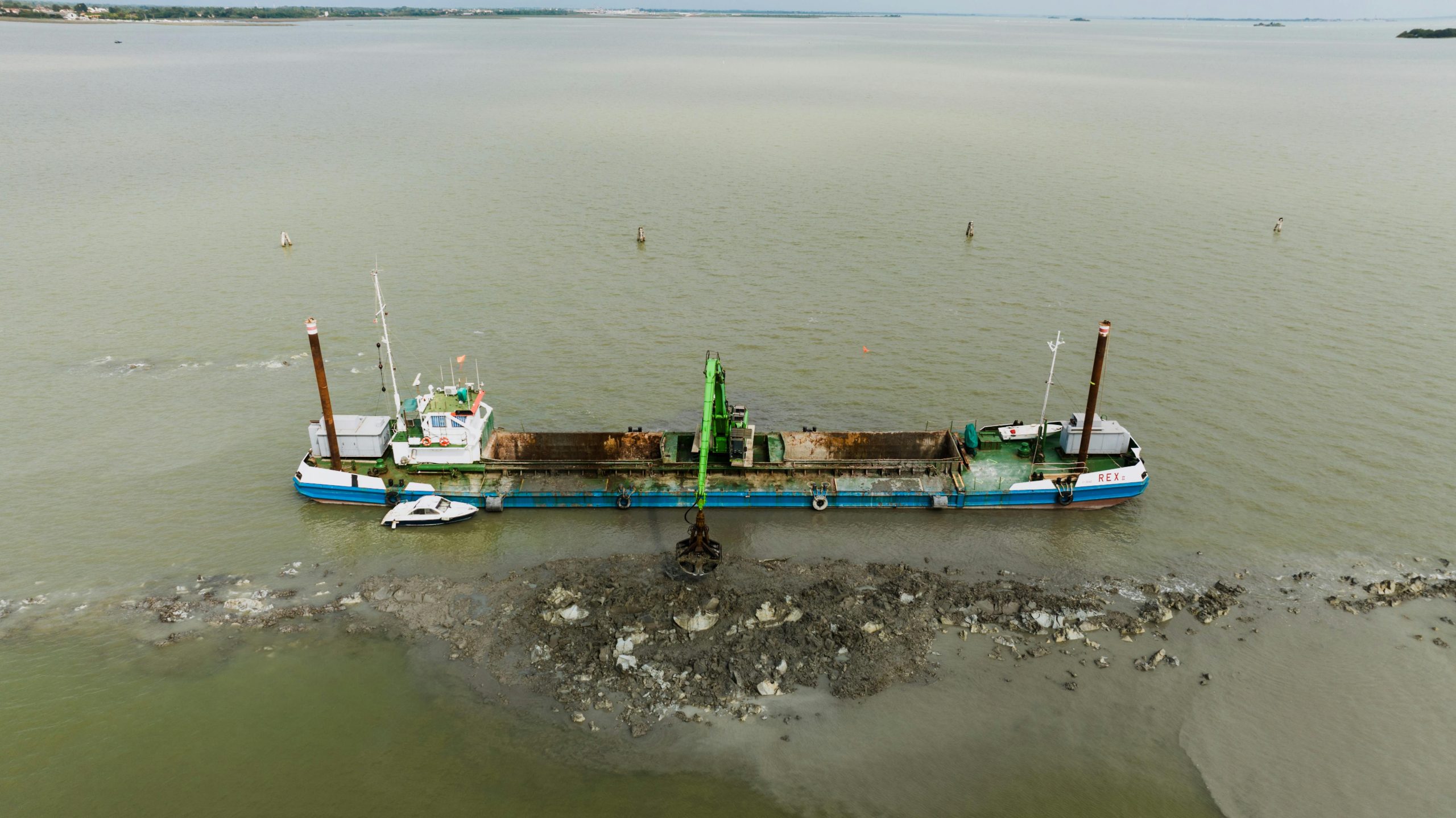 Projet de dragage de Zeekoevlei : les travaux avancent rapidement au Cap